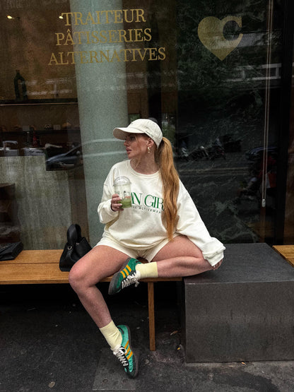 Short Clean Girl - Jogging Signature